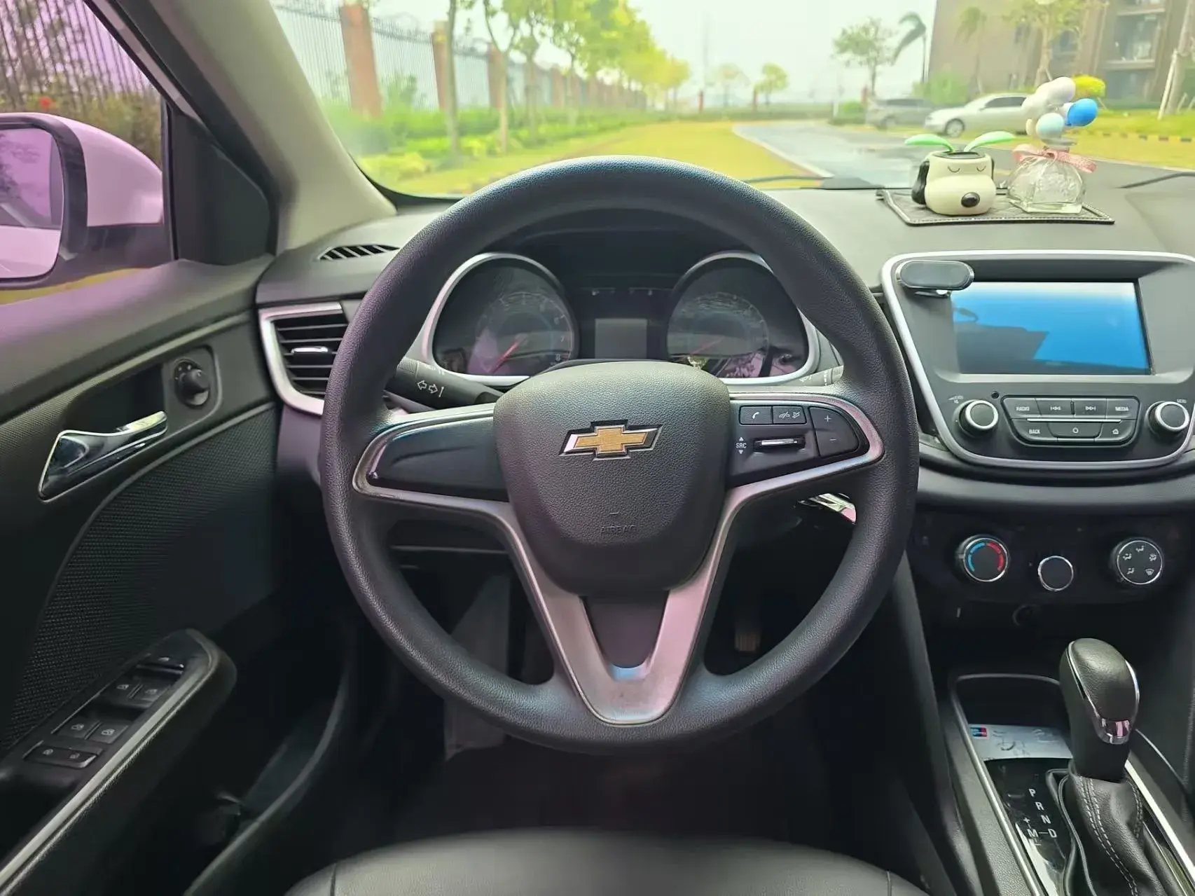 2019 CHEVROLET CAVALIER thumbnail 4