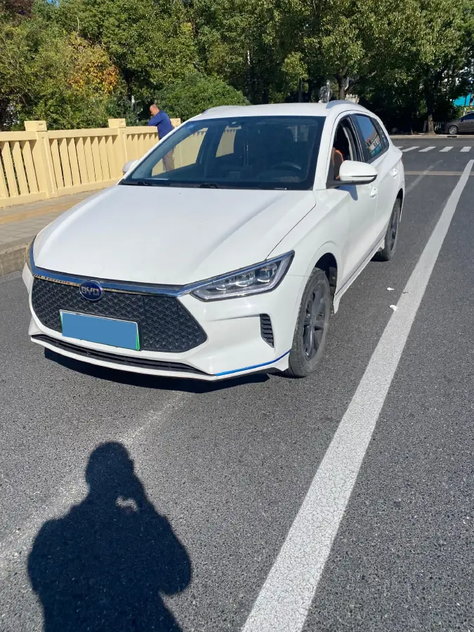 2019 BYD e2 BEV 47.3KWH