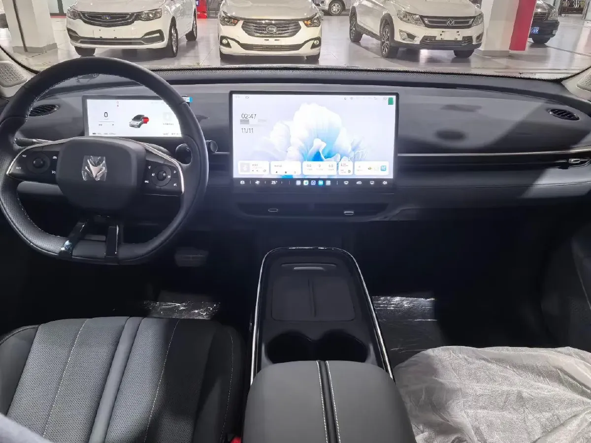 2025 ARCFOX T1 BEV,autocango,china used car exporter,china ev exporter,chinese used car exporter,chinese used ev exporter