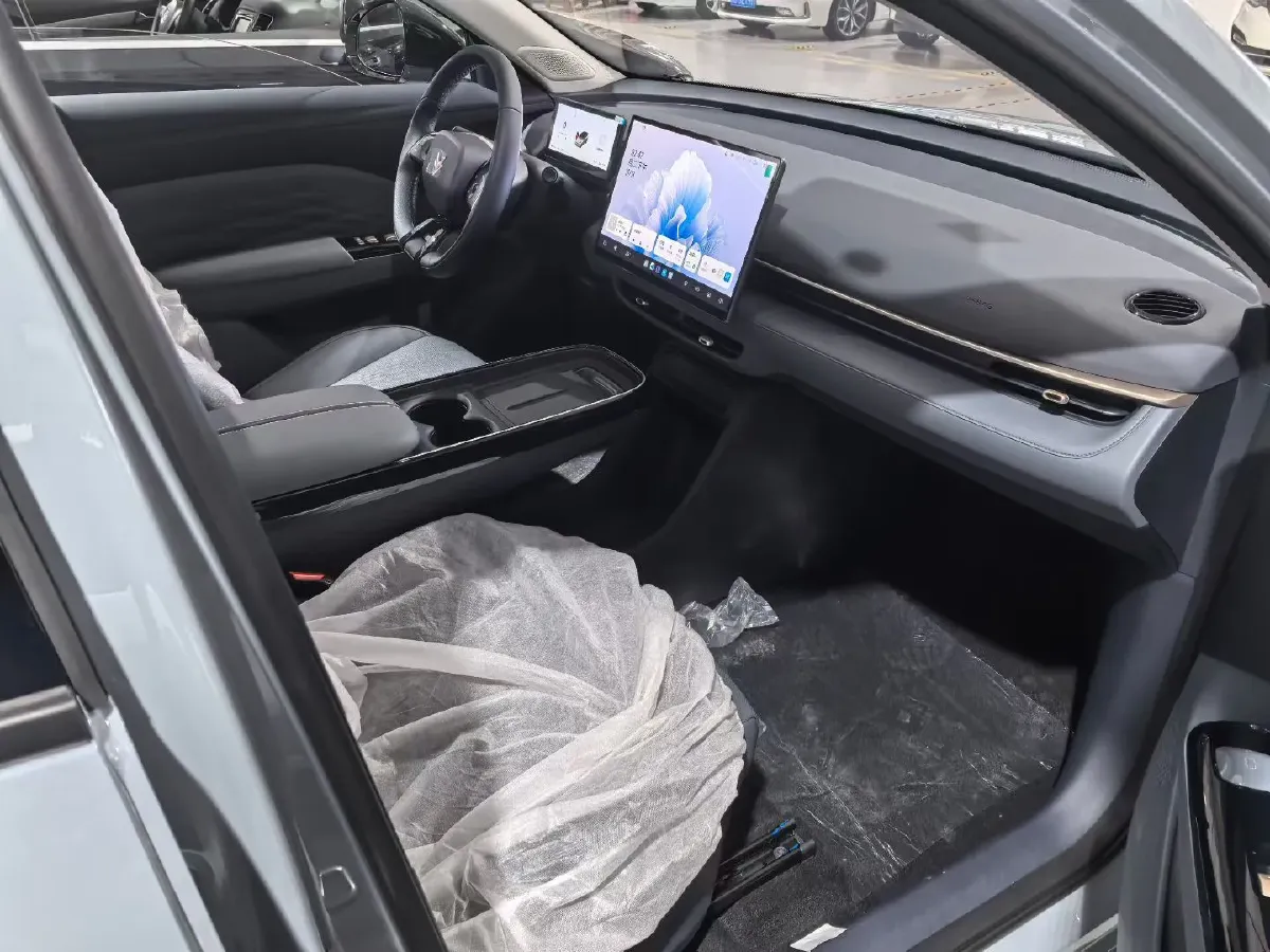 2025 ARCFOX T1 BEV,autocango,china used car exporter,china ev exporter,chinese used car exporter,chinese used ev exporter