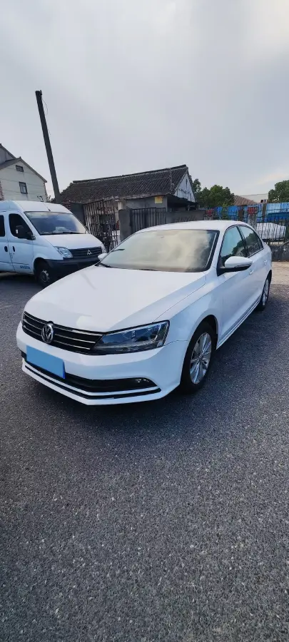 2018 Volkswagen Sagitar 1.6L 110HP L4 6AT