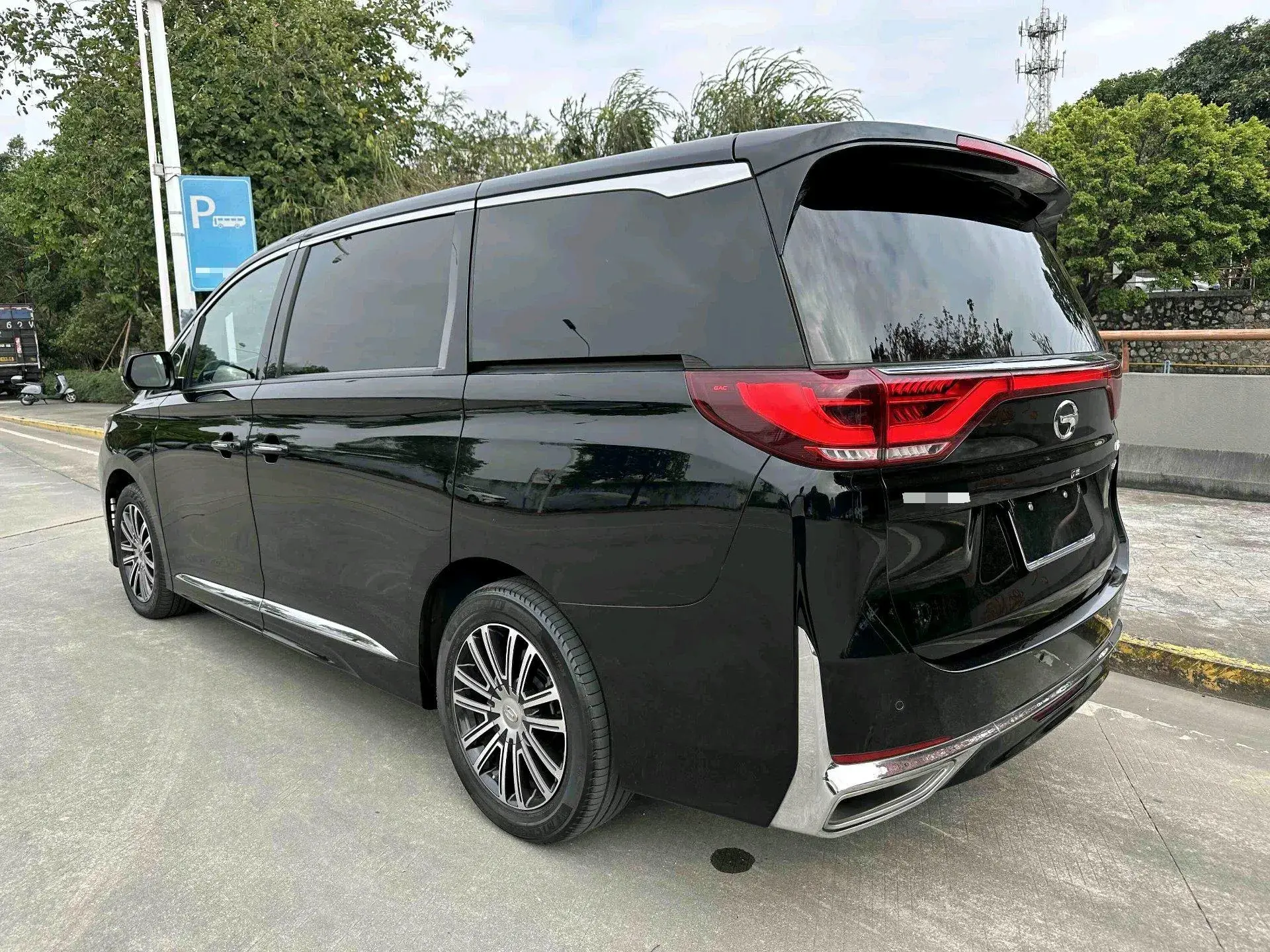 2021 GAC TRUMPCHI thumbnail 4