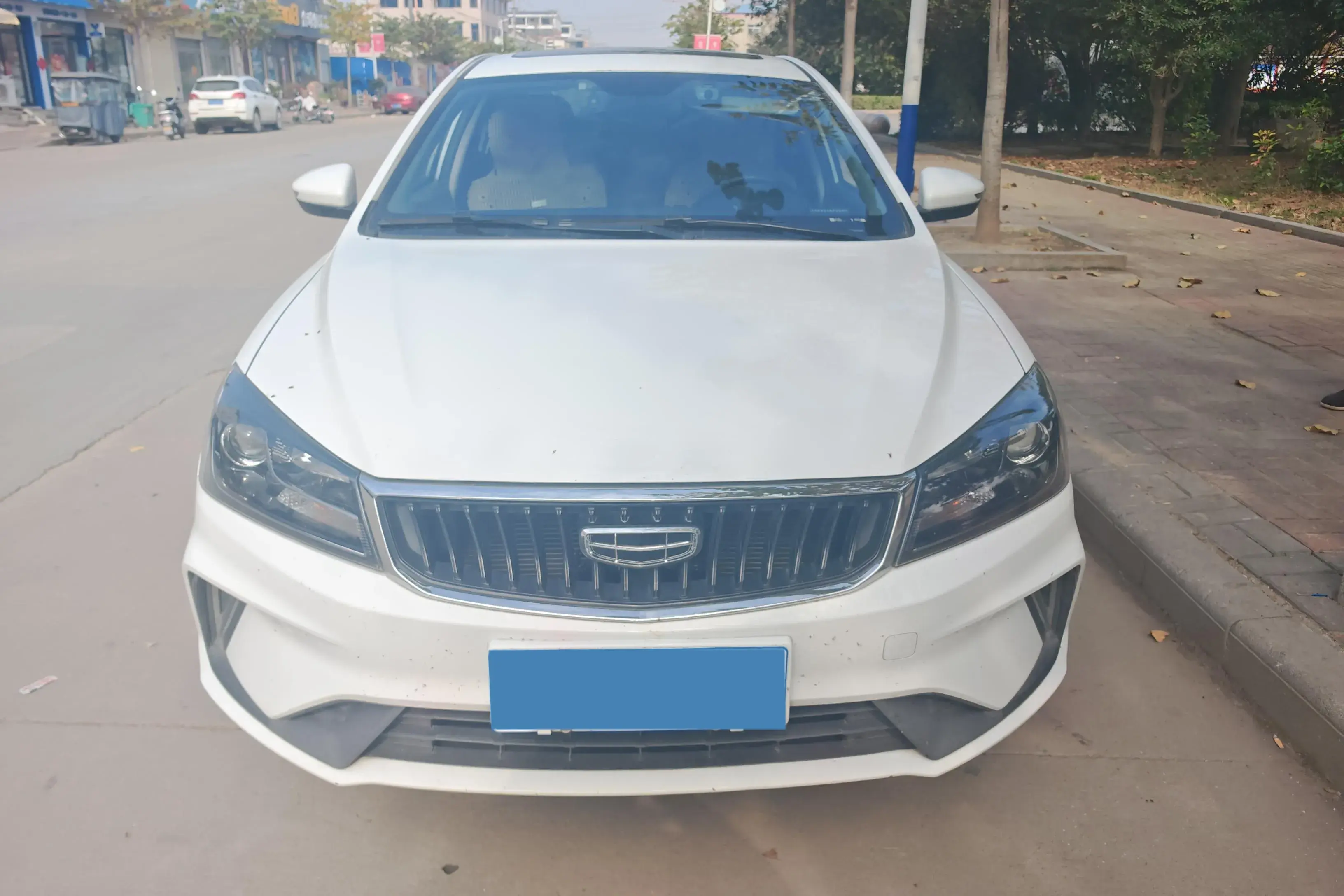 2021 GEELY EMGRAND thumbnail 2