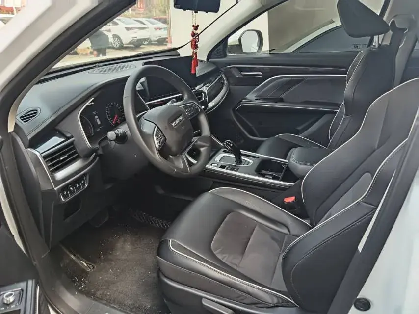 2023 HAVAL H6 thumbnail 4