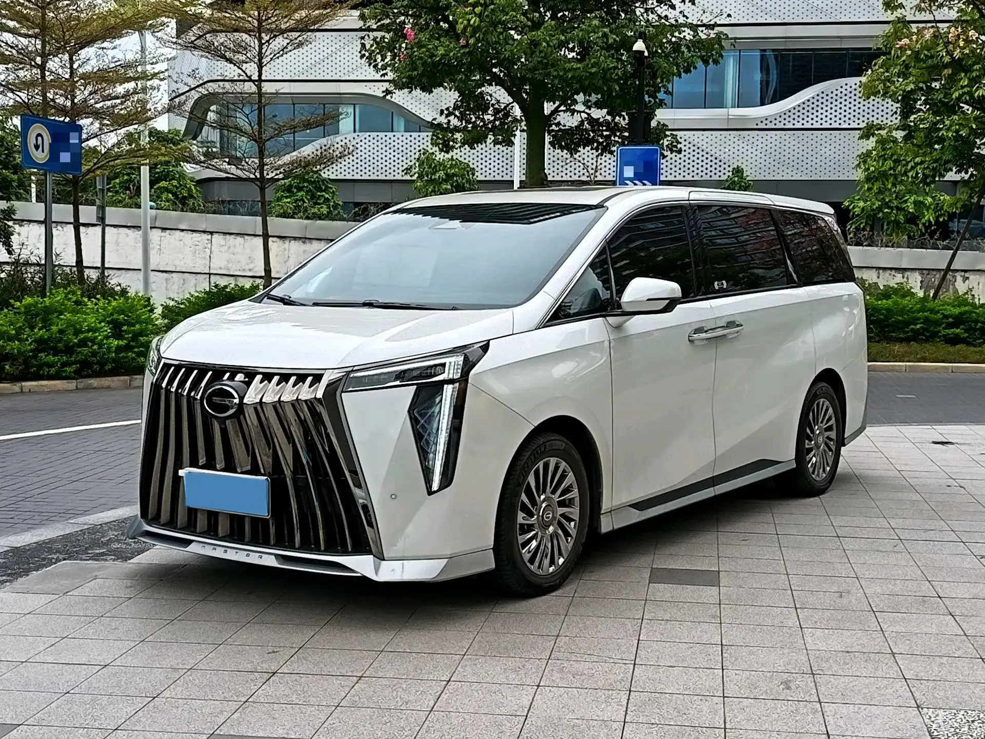 2023 GAC TRUMPCHI view 1