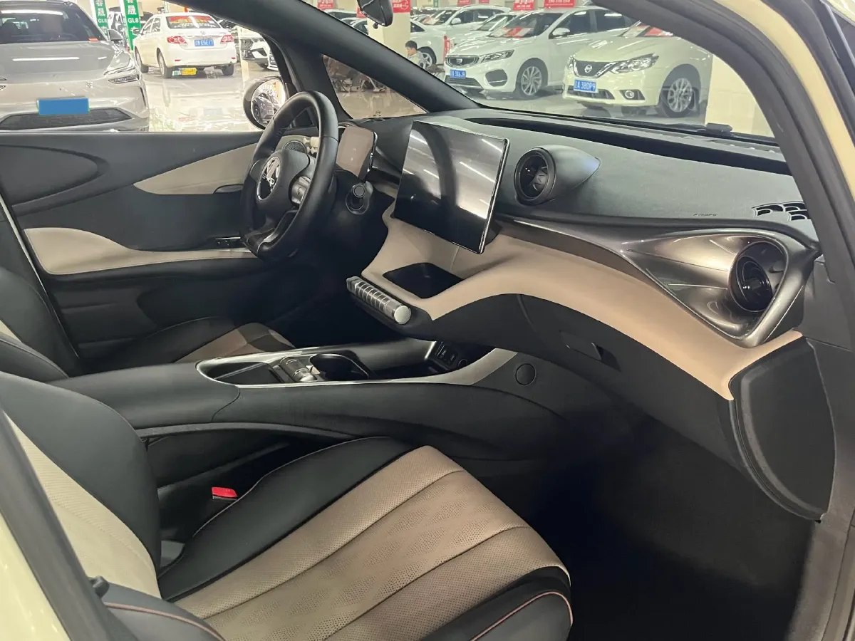 2023 BYD Dolphin BEV 44.928KWH,autocango,china used car exporter,china ev exporter,chinese used car exporter,chinese used ev exporter