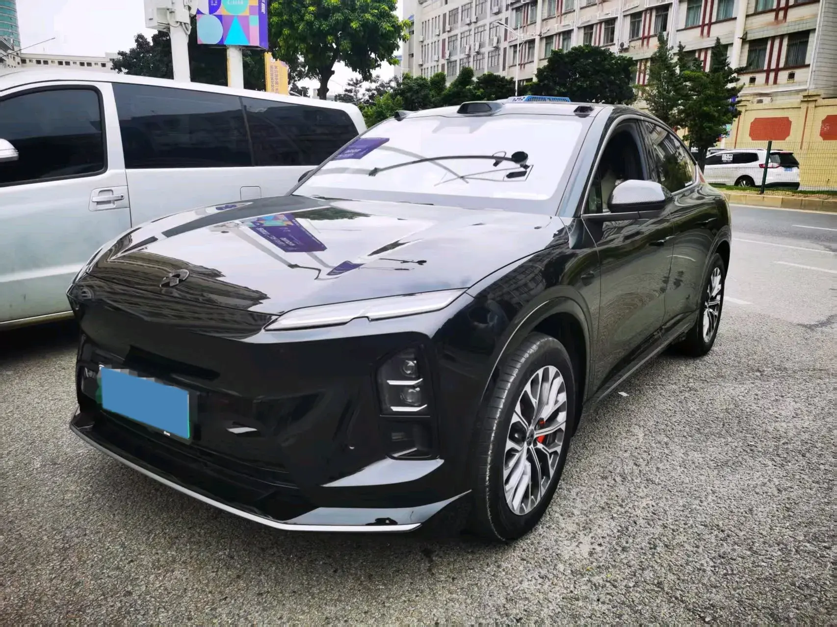 2025 NIO ES6 view 1