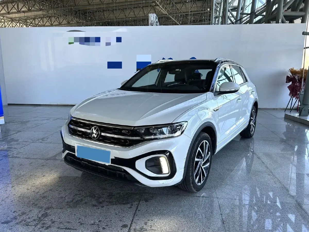2023 Volkswagen T-Roc 1.5T 160HP L4 7DCT