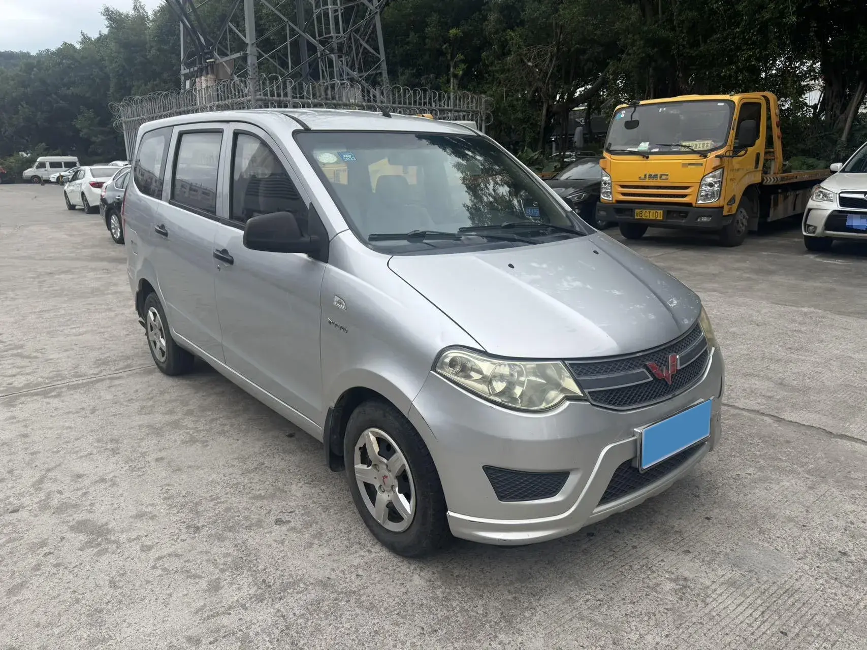2015 WULING HONGGUANG thumbnail 2