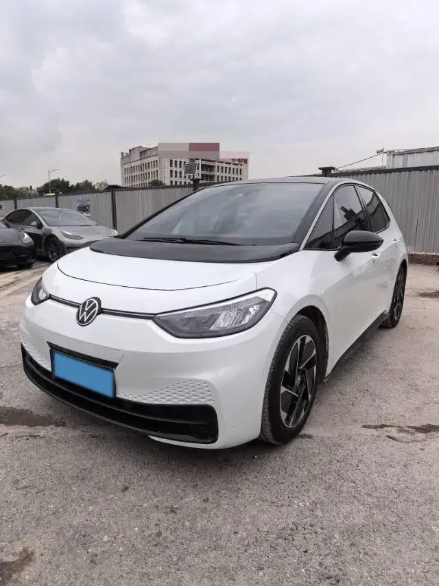 2025 Volkswagen ID.3 BEV 52.8KWH