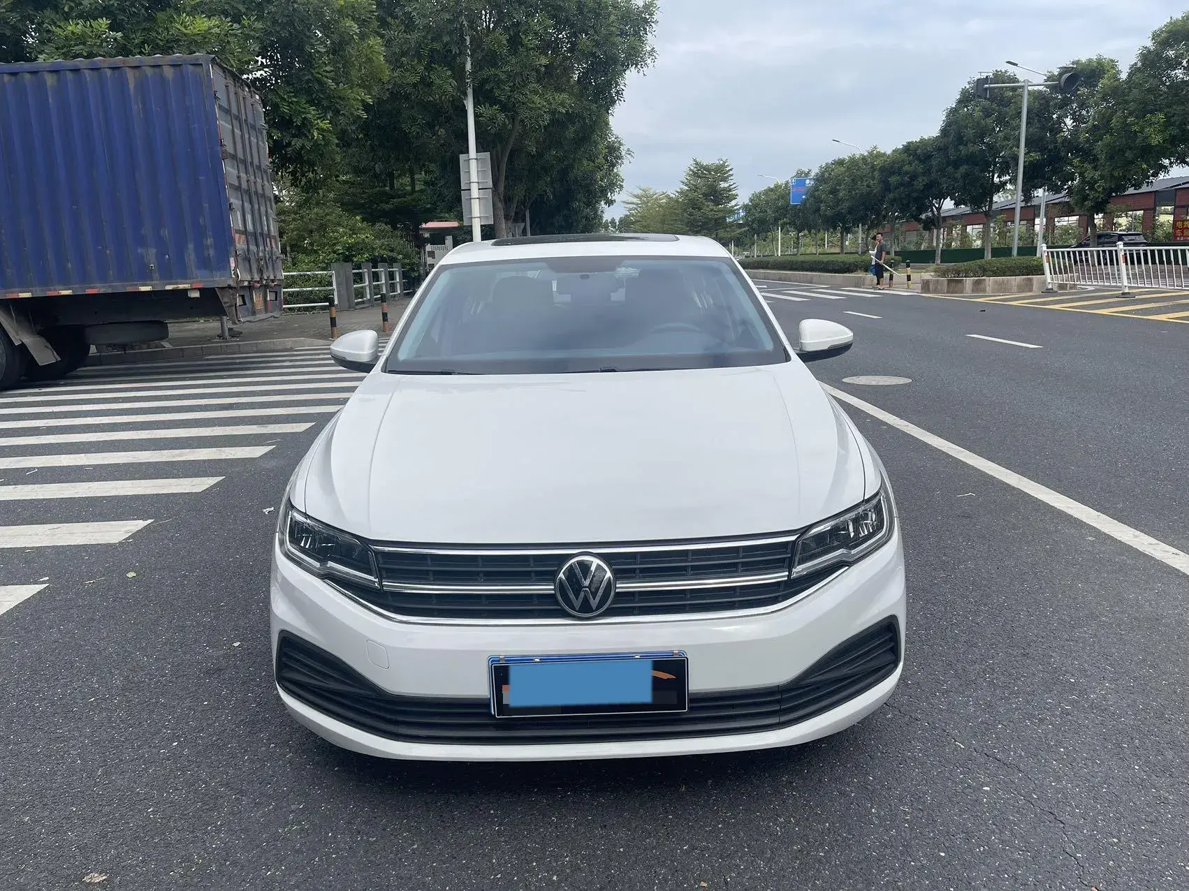 2021 VOLKSWAGEN BORA thumbnail 2