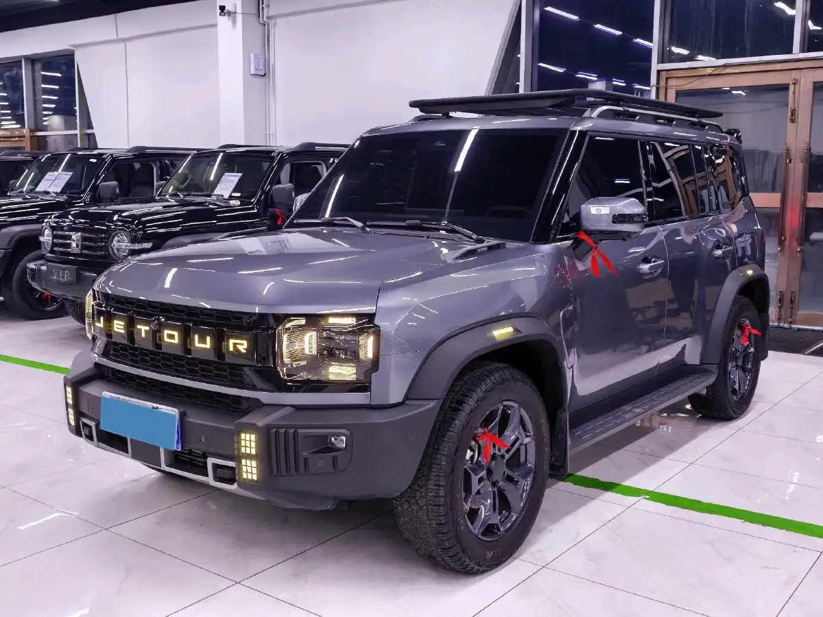 2023 Jetour Traveller 2.0T 254HP L4 7DCT