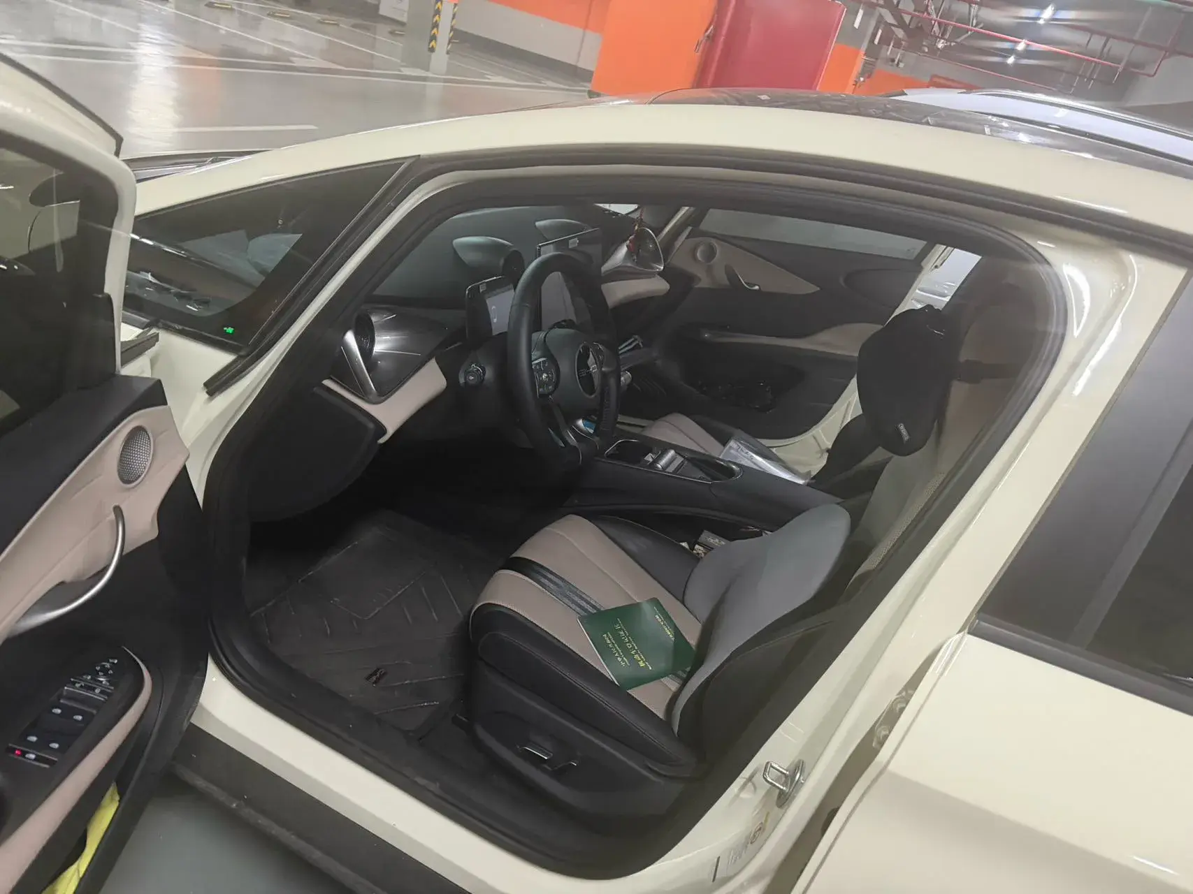 2023 BYD DOLPHIN thumbnail 3