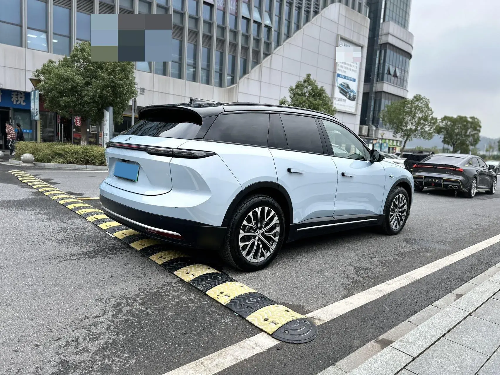 2023 NIO ES6 thumbnail 4