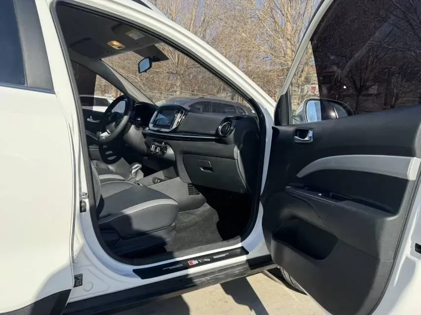 2021 Kia KX1 1.4L 100HP L4 6AT,autocango,china used car exporter,china ev exporter,chinese used car exporter,chinese used ev exporter