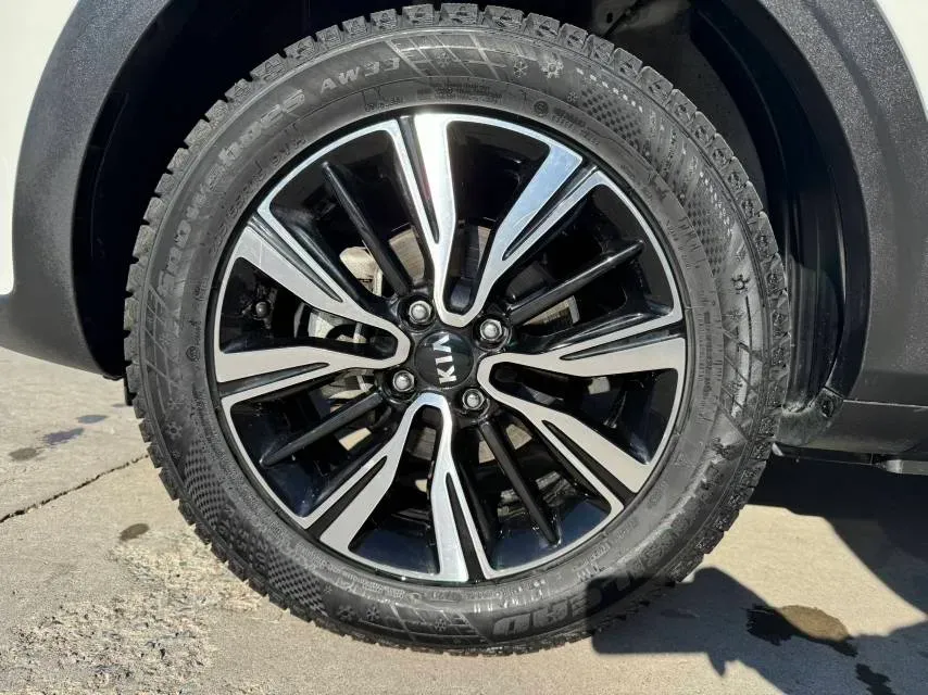 2021 Kia KX1 1.4L 100HP L4 6AT,autocango,china used car exporter,china ev exporter,chinese used car exporter,chinese used ev exporter