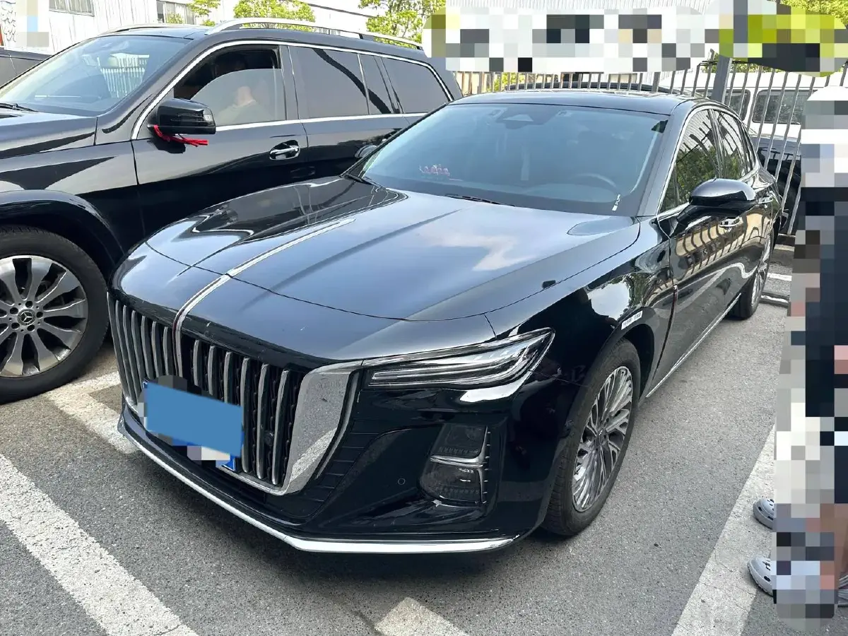 2024 HongQi H5 2.0T 224HP L4 8AT