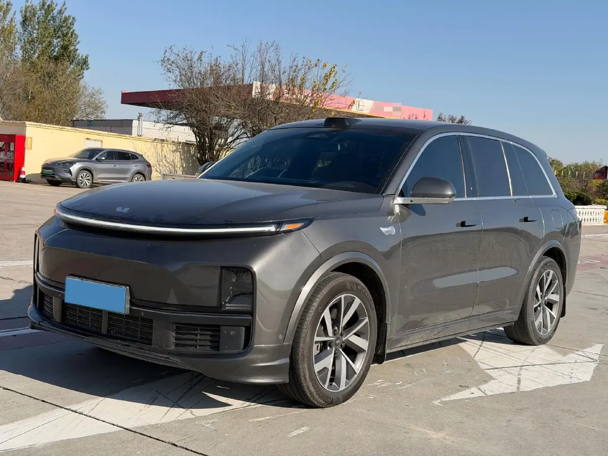 2023 Li L8 Range Extended 154HP REEV 40.9KWH