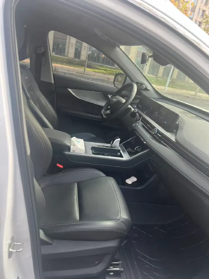 2021 Chery Tiggo 7 Plus 1.5T 156HP L4 CVT,autocango,china used car exporter,china ev exporter,chinese used car exporter,chinese used ev exporter