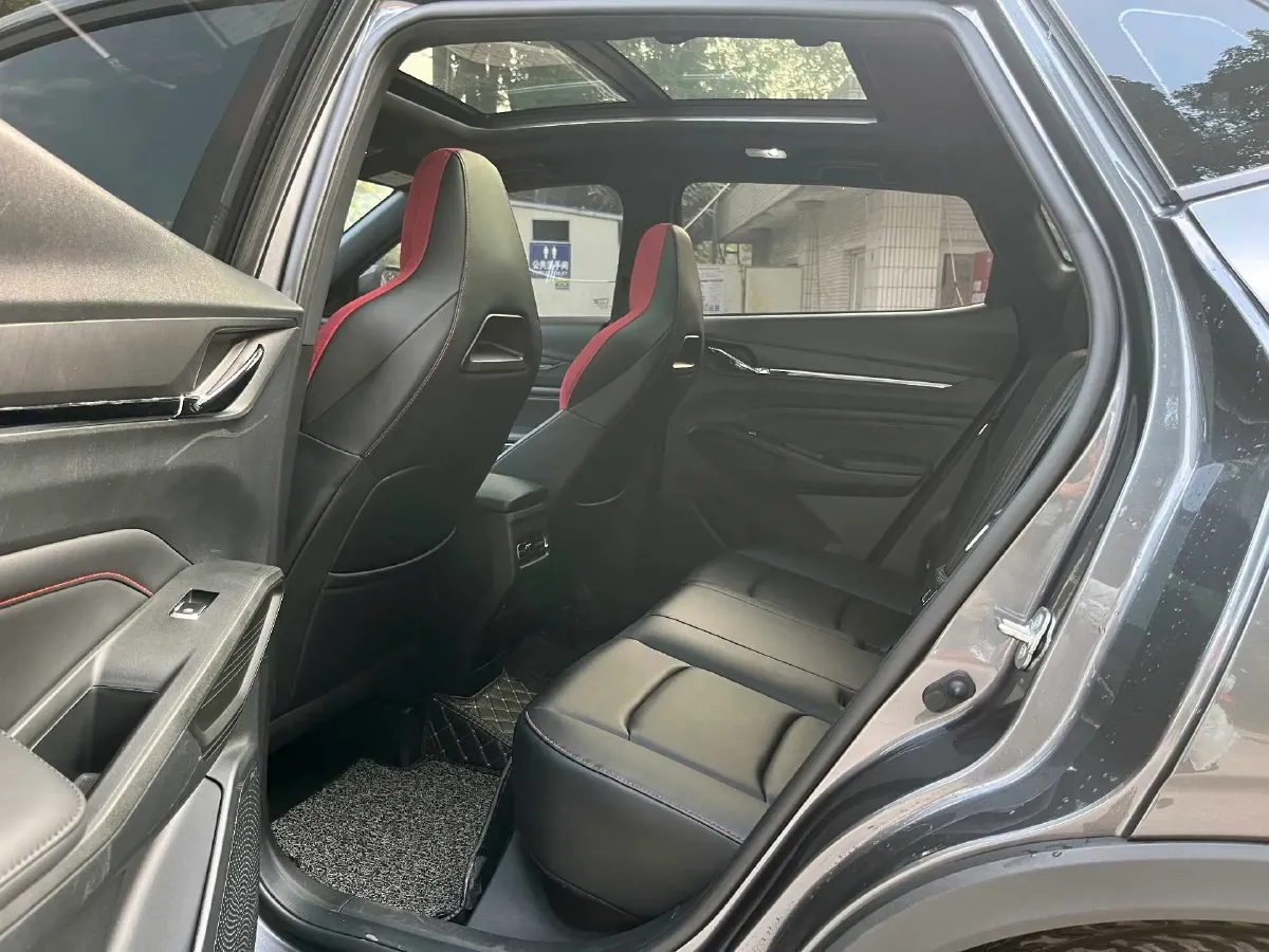 2024 ChangAn X5 PLUS 1.5T 188HP L4 7DCT,autocango,china used car exporter,china ev exporter,chinese used car exporter,chinese used ev exporter