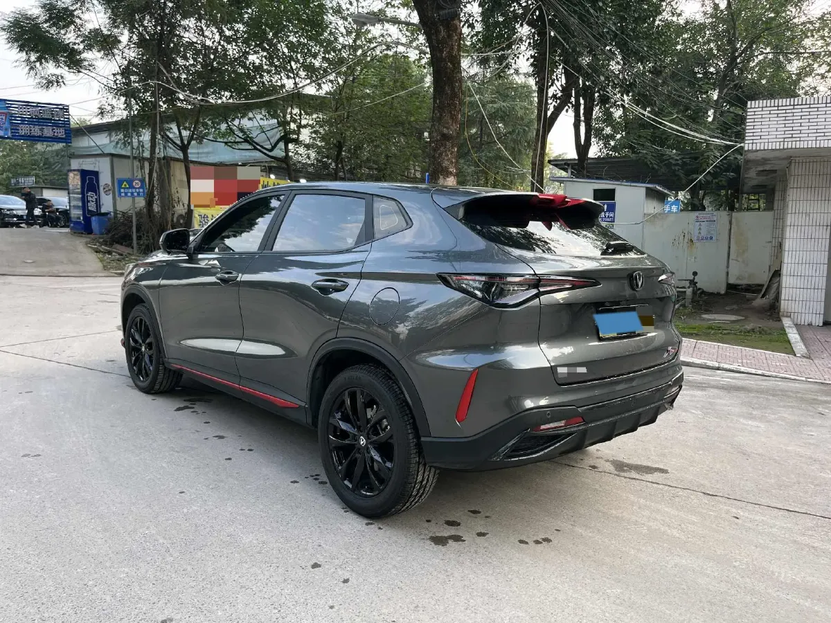2024 ChangAn X5 PLUS 1.5T 188HP L4 7DCT,autocango,china used car exporter,china ev exporter,chinese used car exporter,chinese used ev exporter