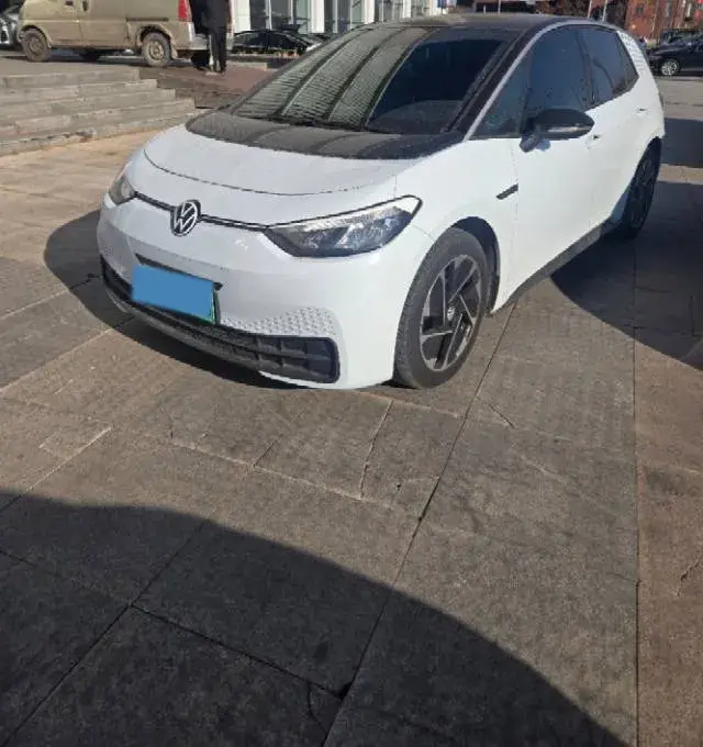 2023 Volkswagen ID.3 BEV 52.8KWH