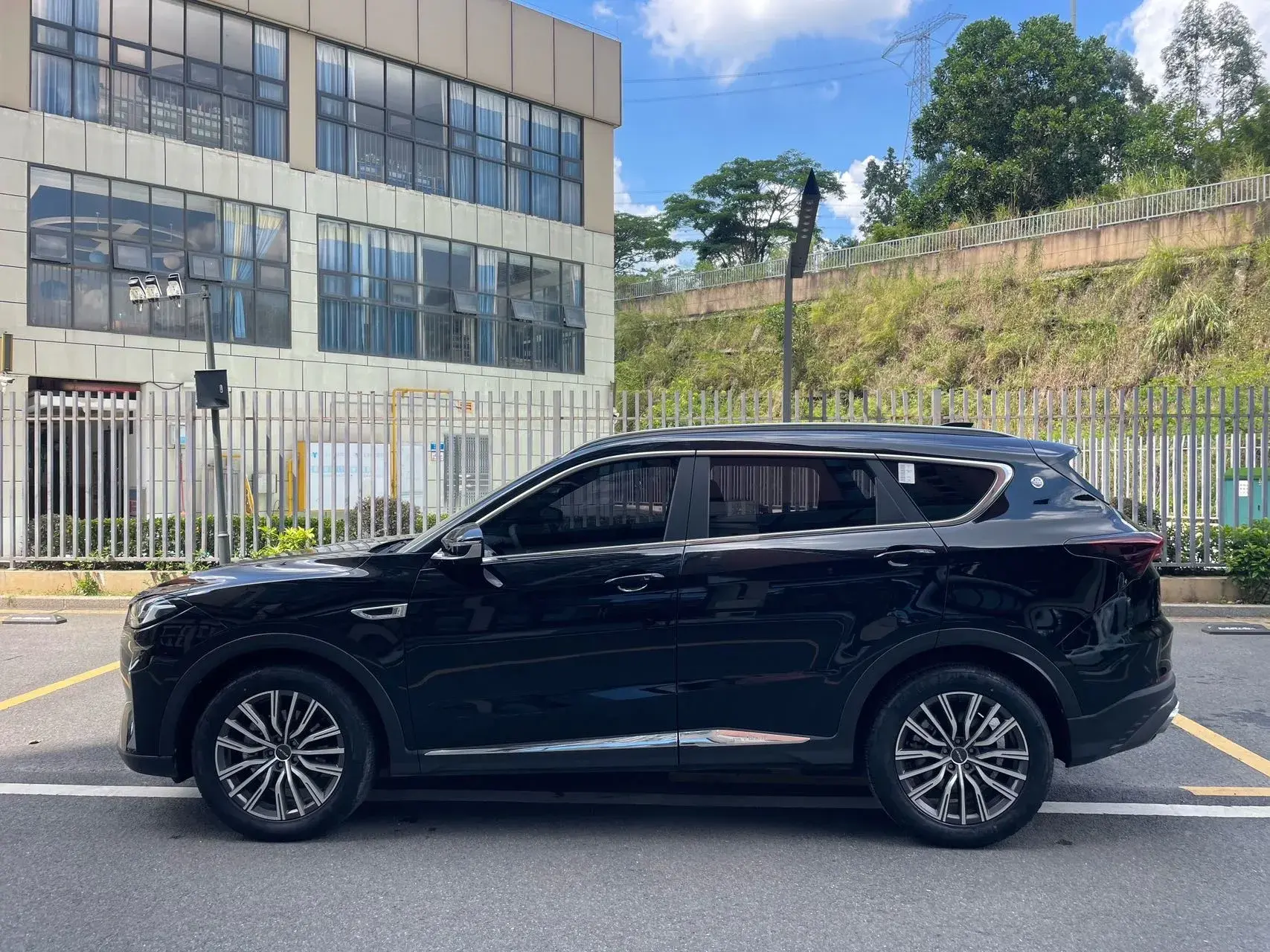 2023 JETOUR X70 thumbnail 4