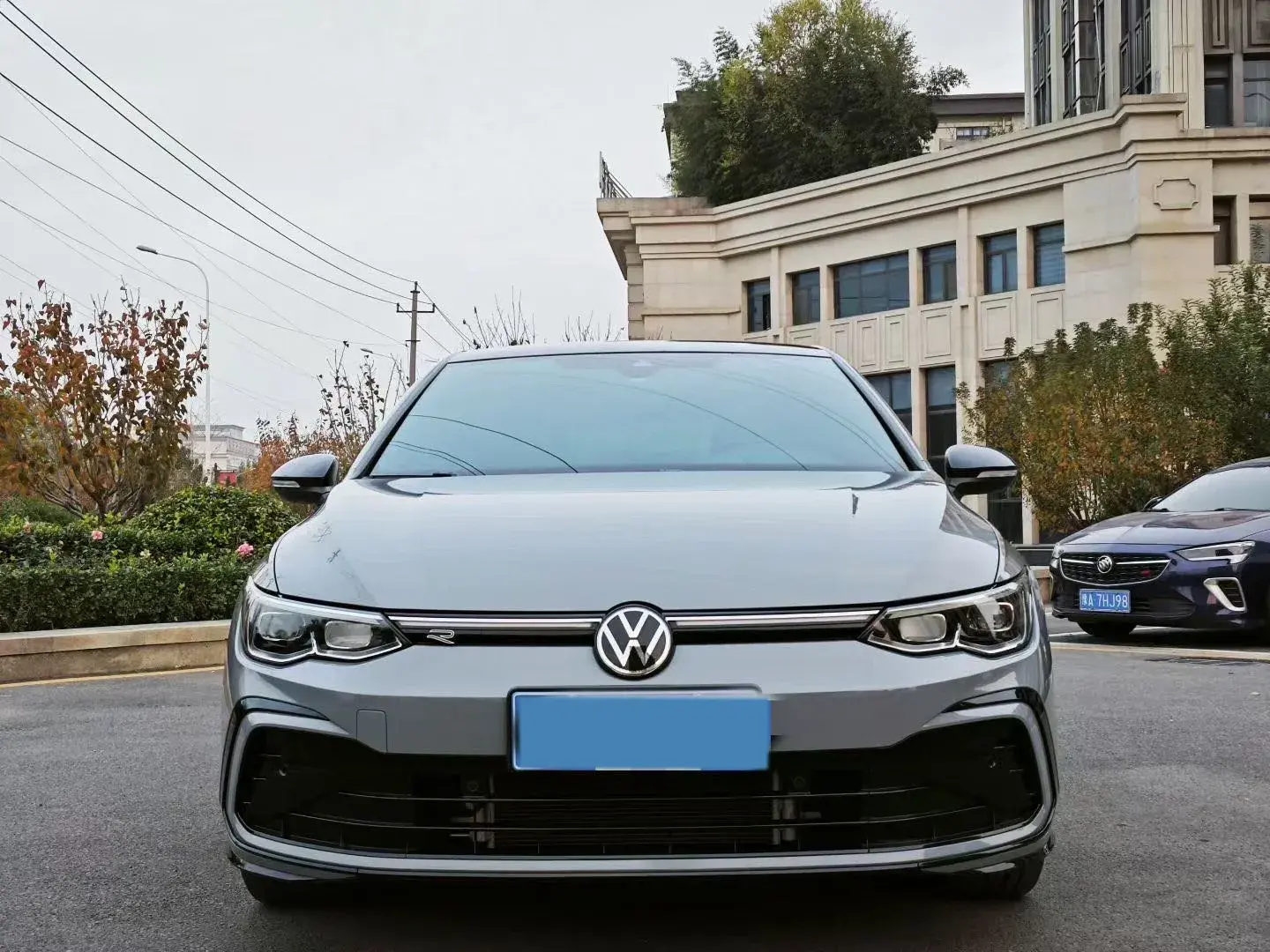2021 VOLKSWAGEN GOLF thumbnail 2
