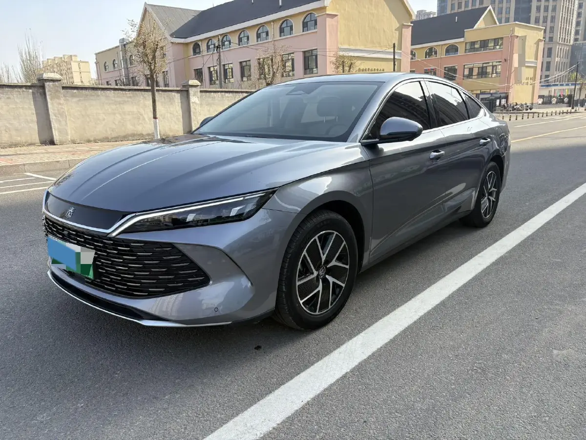 2024 BYD QinL 1.5L 101HP L4 E-CVT PHEV 15.87KWH