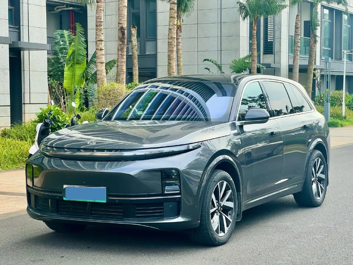 2023 Li L7 Range Extended 154HP REEV 40.9KWH