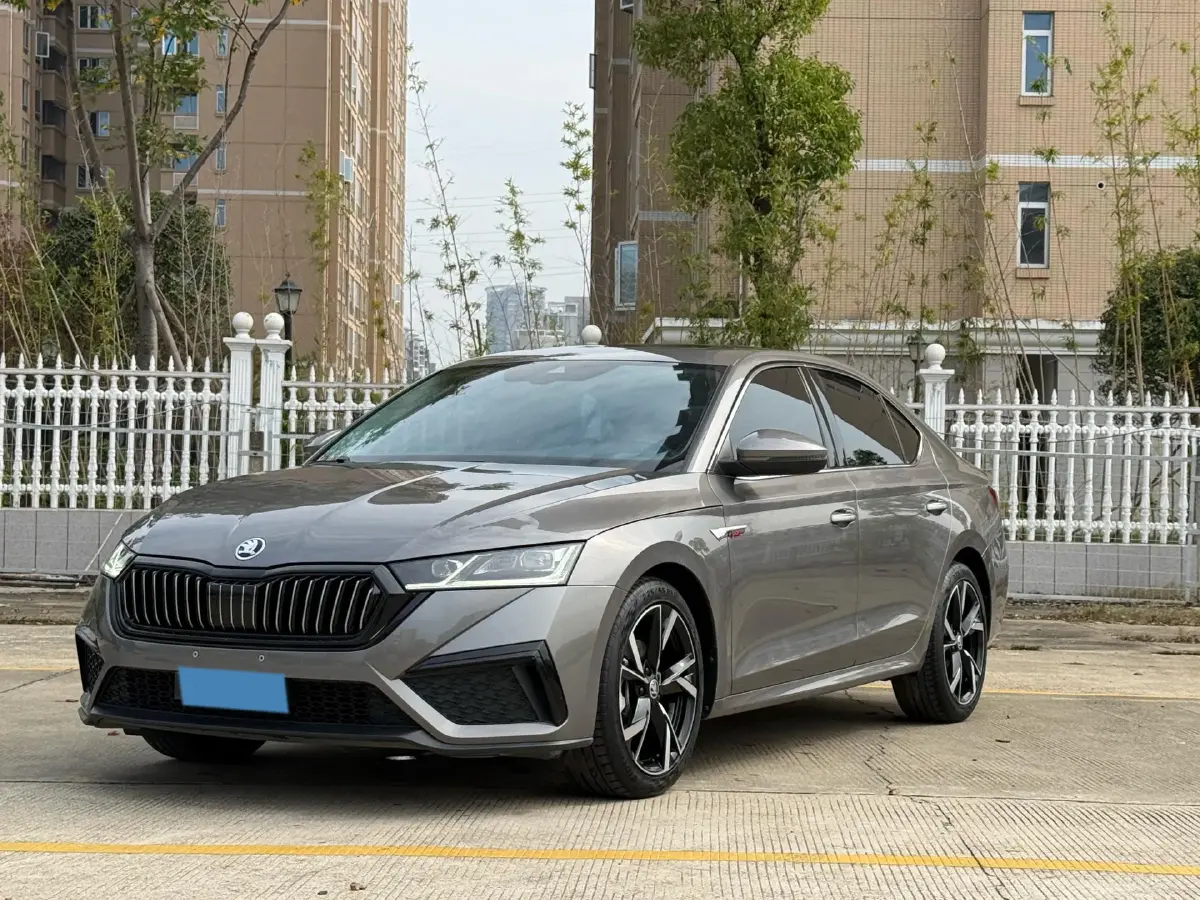 2022 Skoda Octavia 1.4T 150HP L4 7DCT