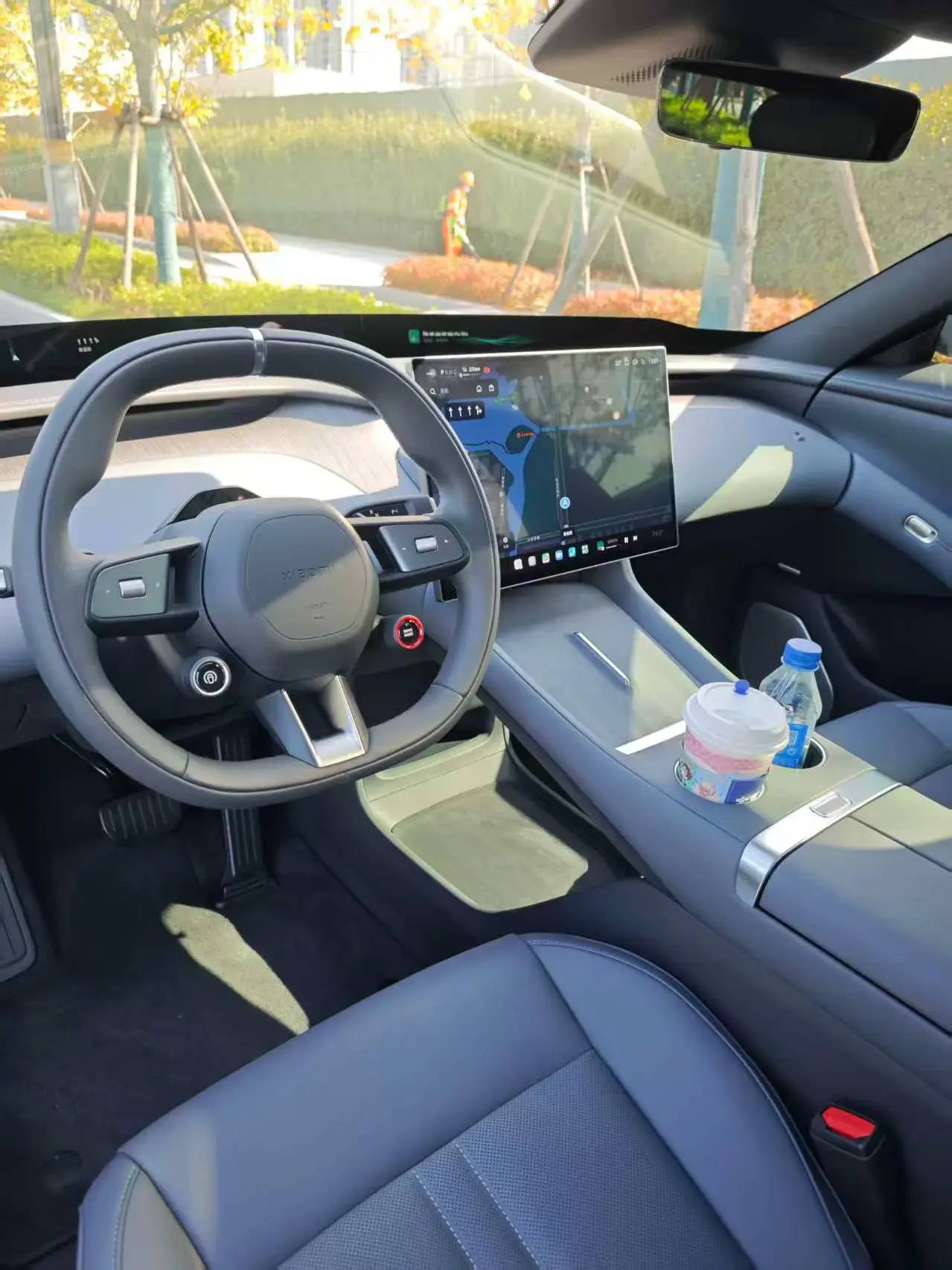 2025 MI YU7 thumbnail 3