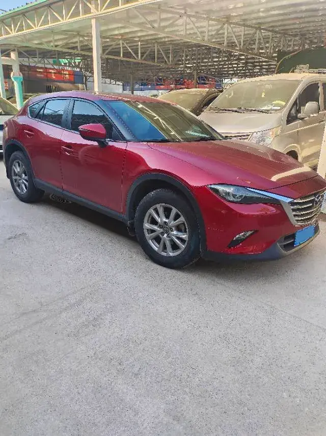 2018 MAZDA CX-4 thumbnail 3
