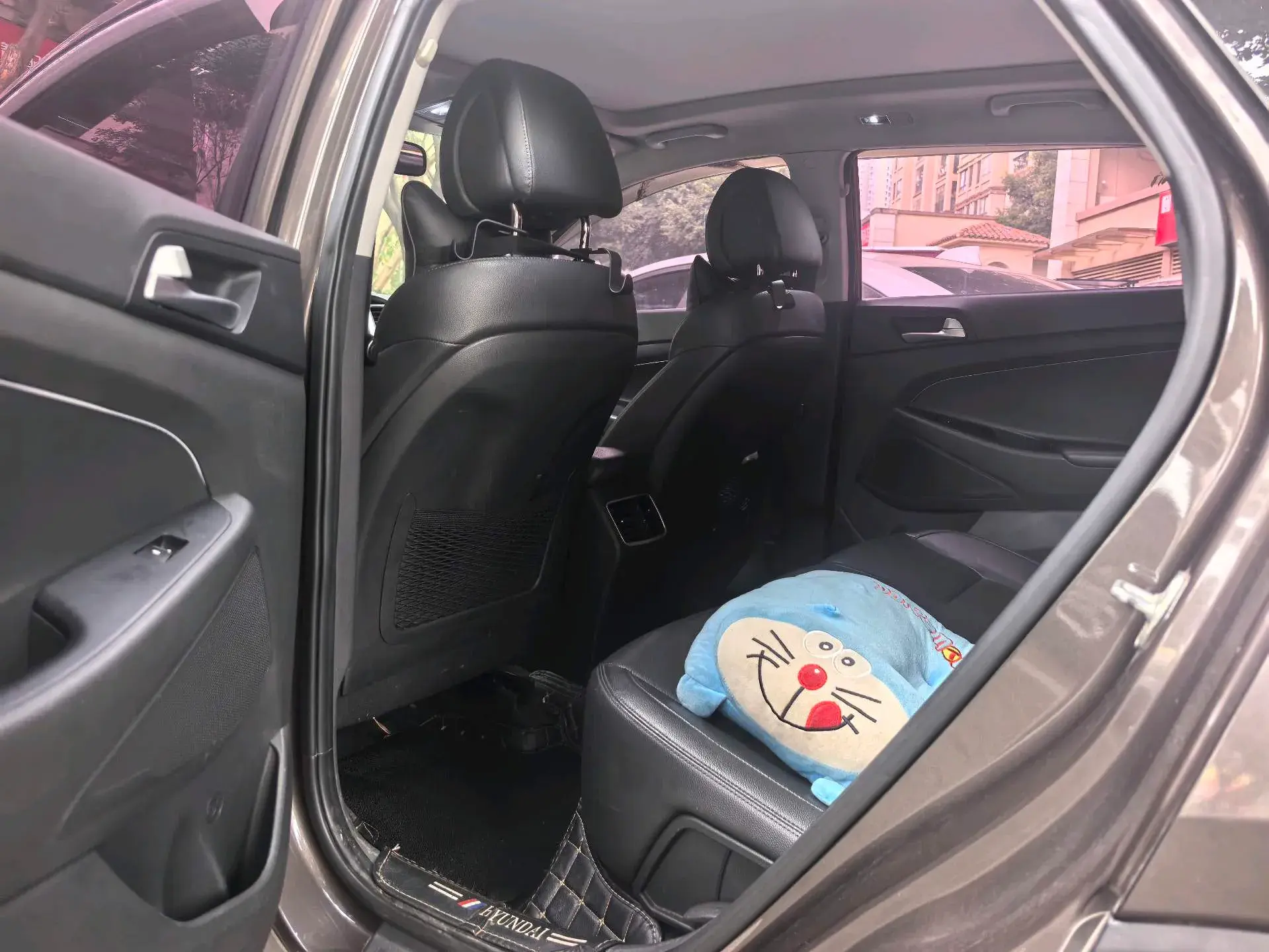 2018 HYUNDAI TUCSON thumbnail 4