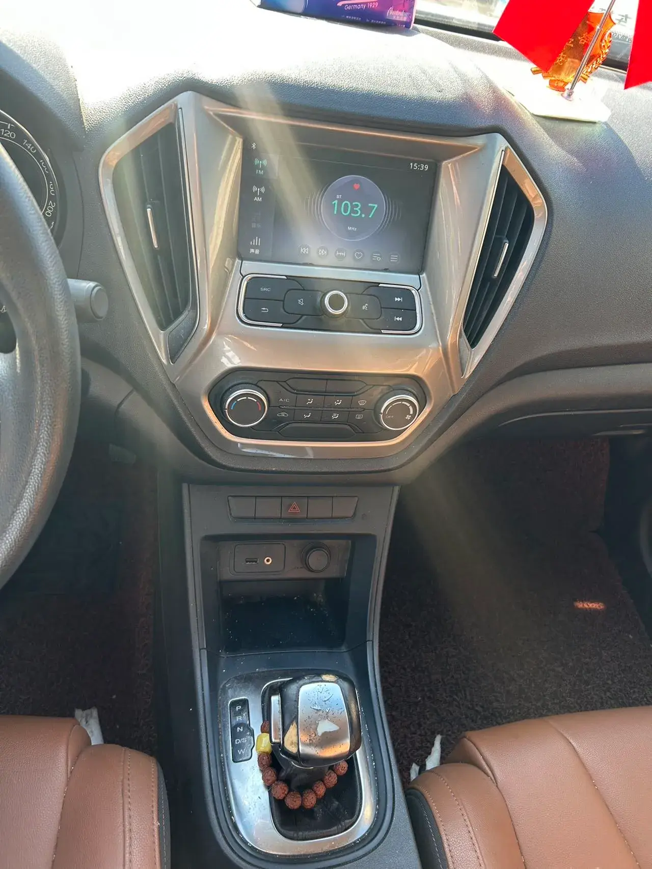 2016 MG GT thumbnail 4