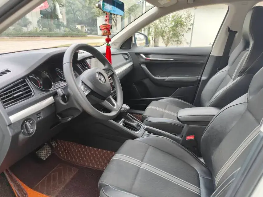 2020 SKODA KAMIQ thumbnail 4