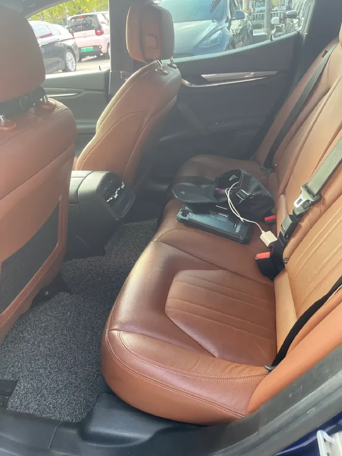 2019 Maserati Ghibli 3.0T 350HP V6 8AT,autocango,china used car exporter,china ev exporter,chinese used car exporter,chinese used ev exporter