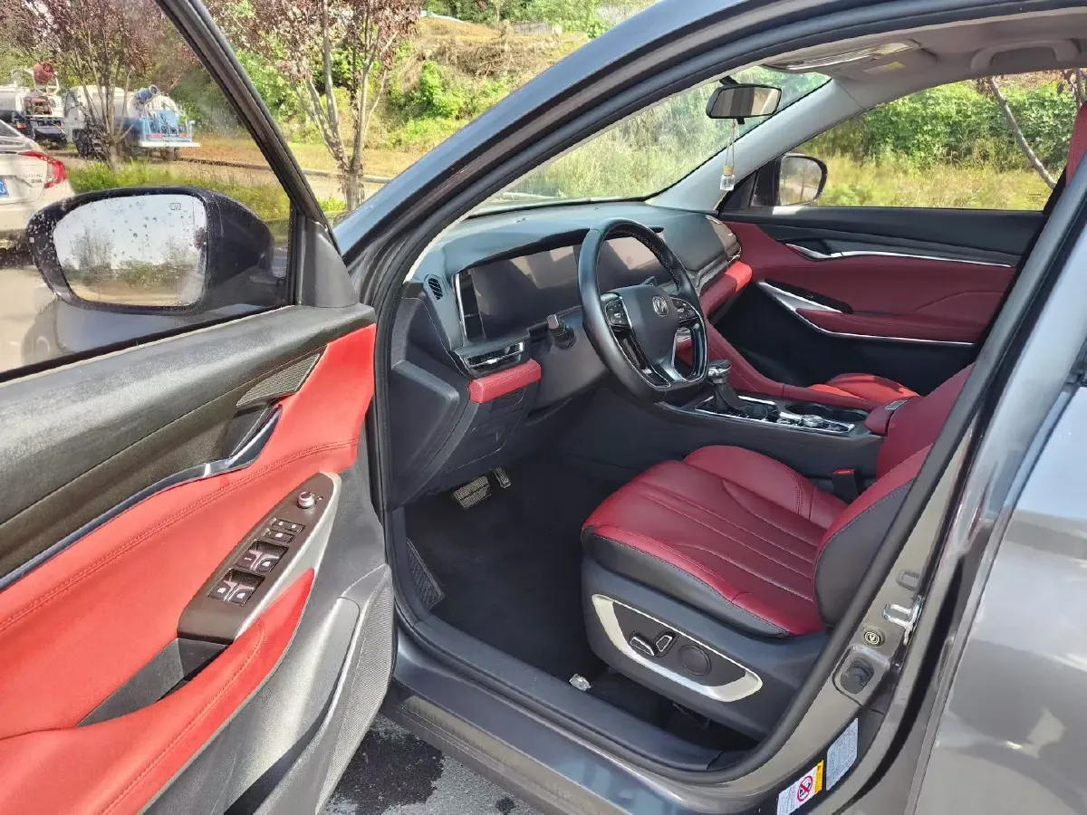 2020 ChangAn CS75 Plus 1.5T 178HP L4 6AT,autocango,china used car exporter,china ev exporter,chinese used car exporter,chinese used ev exporter