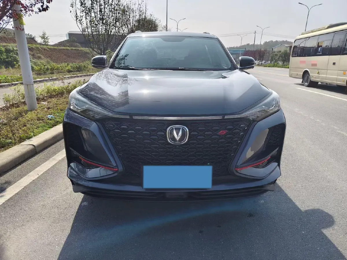 2020 ChangAn CS75 Plus 1.5T 178HP L4 6AT,autocango,china used car exporter,china ev exporter,chinese used car exporter,chinese used ev exporter
