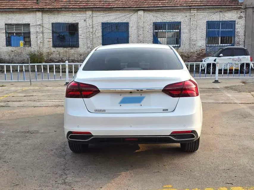 2019 GEELY EMGRAND thumbnail 4