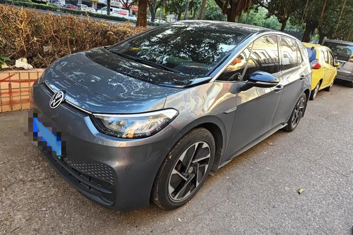 2023 Volkswagen ID.3 BEV 52.8KWH