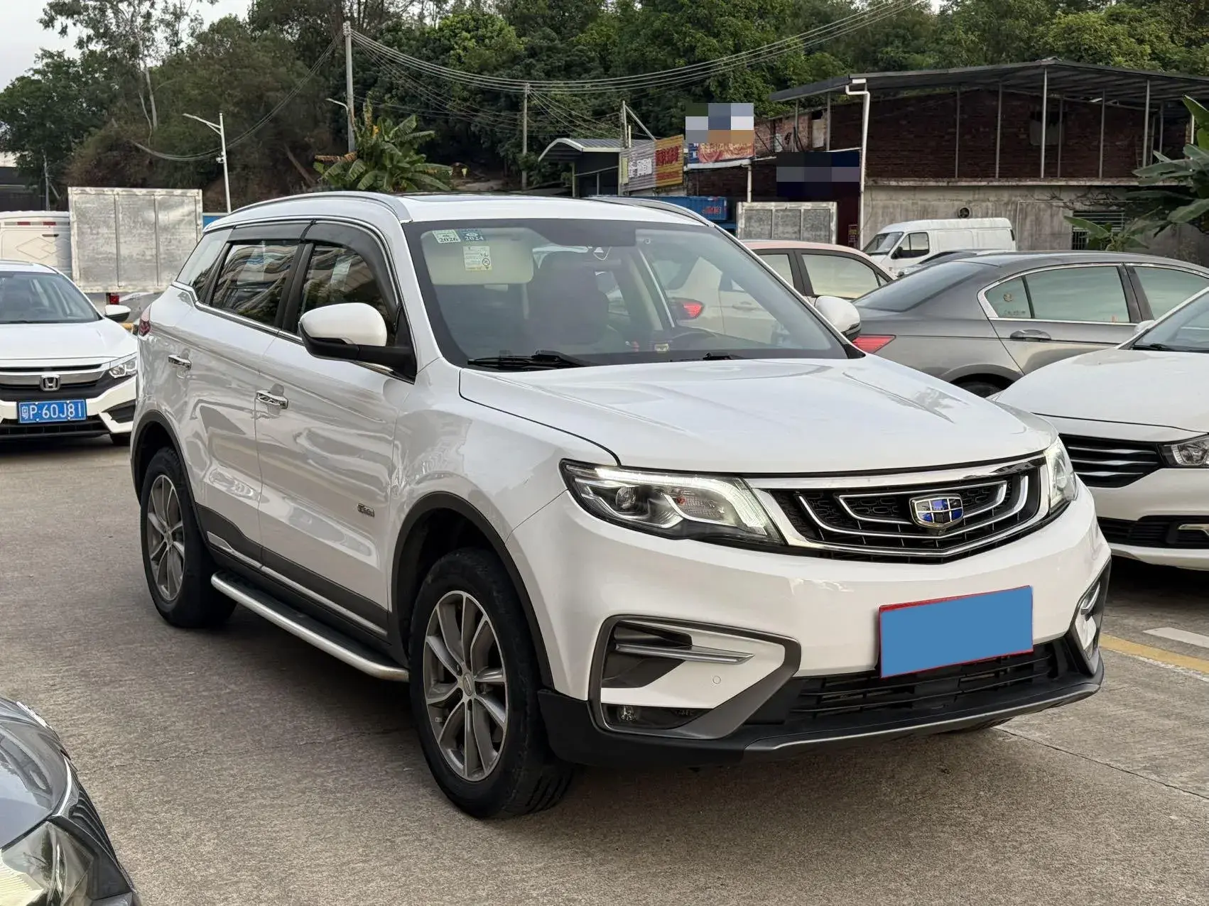 2018 GEELY AZKARRA thumbnail 3
