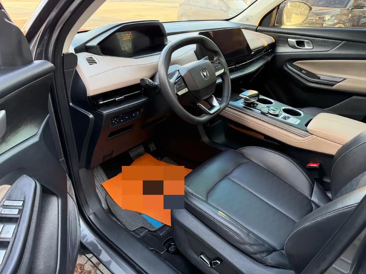 2022 ChangAn CS75 Plus 1.5T 178HP L4 6AT,autocango,china used car exporter,china ev exporter,chinese used car exporter,chinese used ev exporter