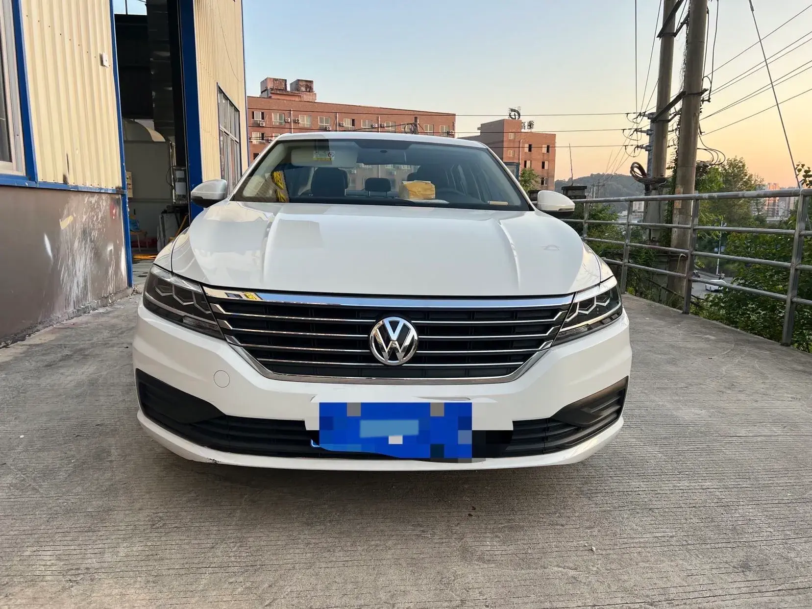 2018 VOLKSWAGEN LAVIDA thumbnail 2