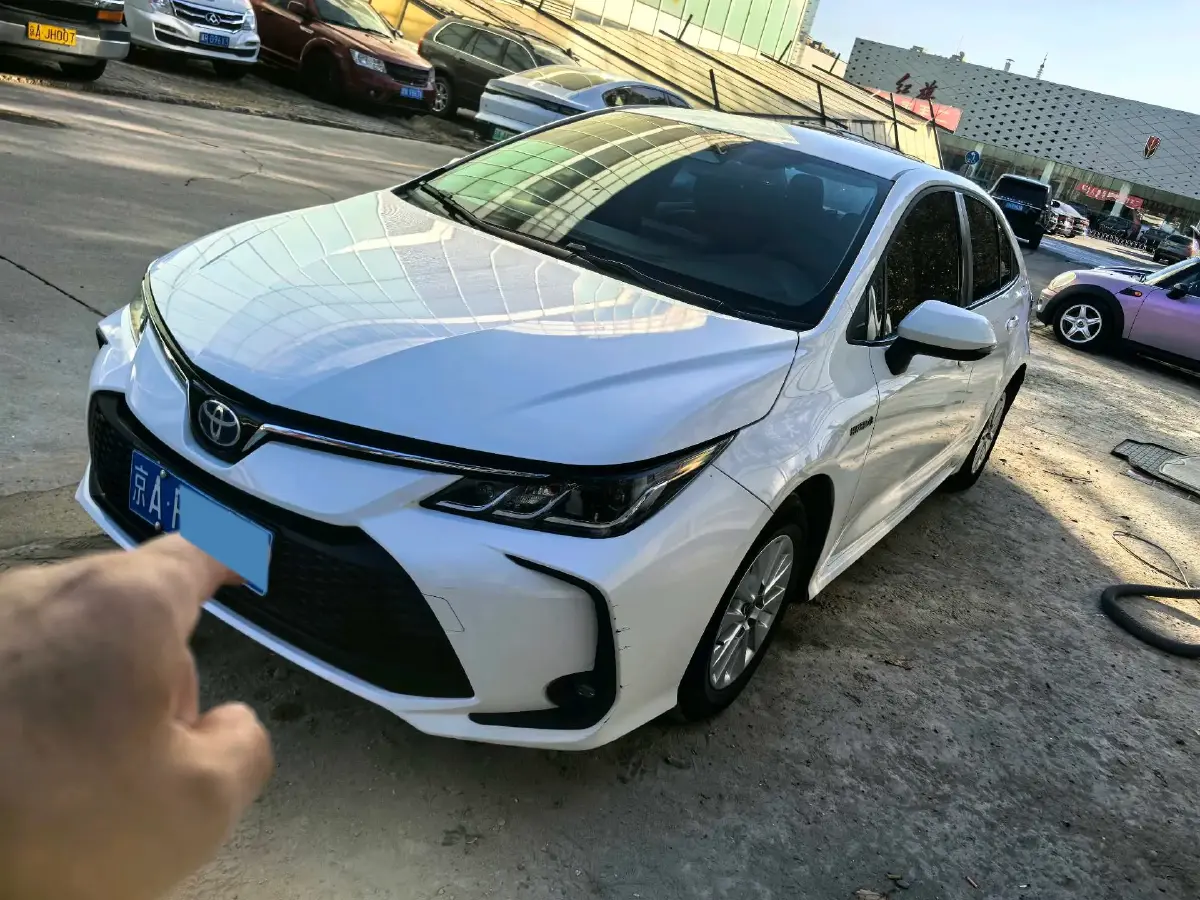 2023 Toyota Corolla 1.8L 98HP L4 E-CVT Hybrid