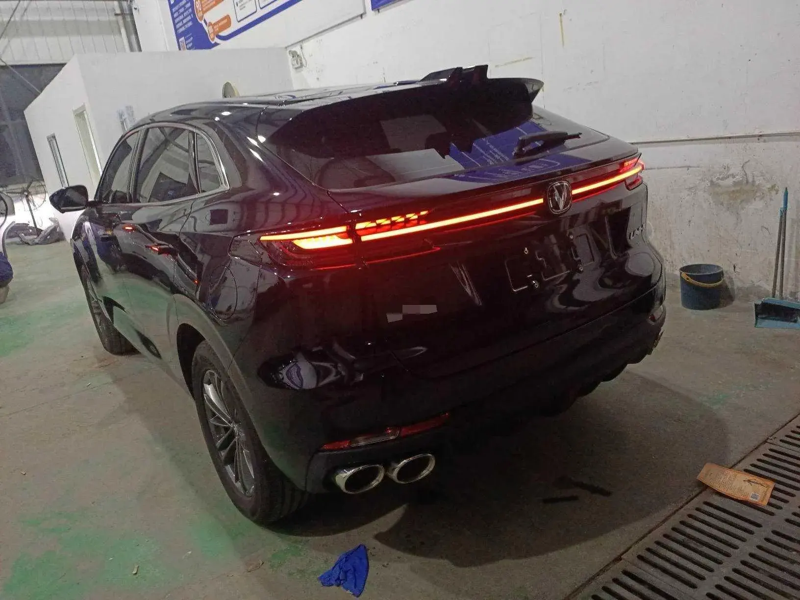 2024 CHANGAN UNI-K thumbnail 3