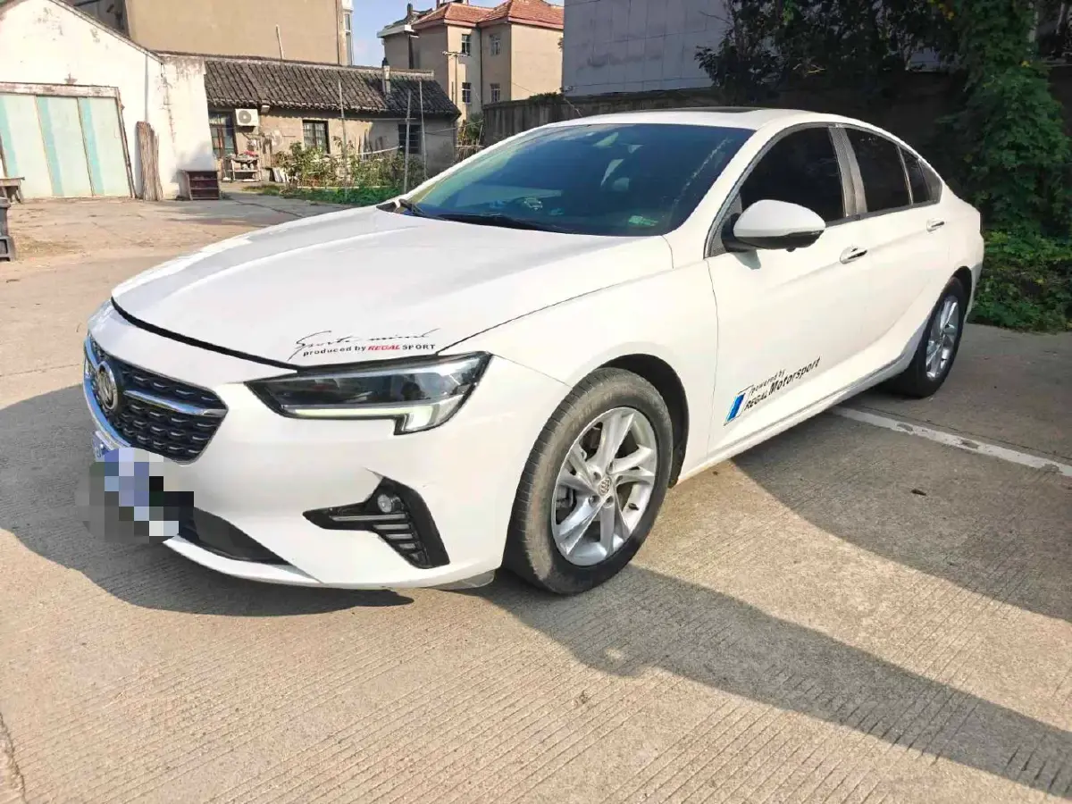 2020 Buick Regal 1.5T 169HP L4 9AT 2020 Buick Regal 1.5T 169HP L4 9AT