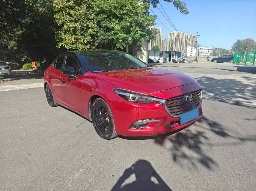 2017 MAZDA 3 thumbnail 3