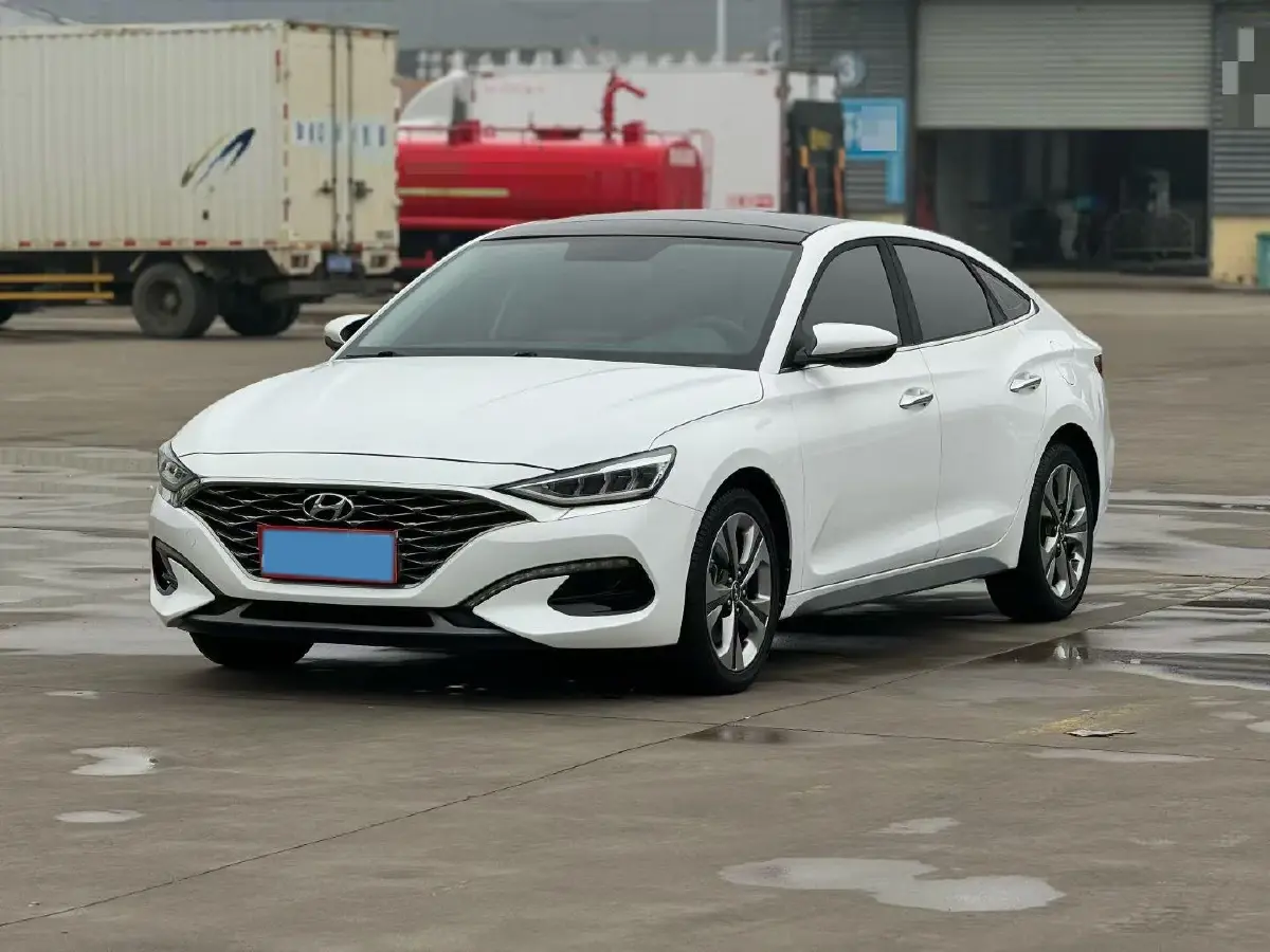 2019 Hyundai La Festa 1.6T 204HP L4 7DCT
