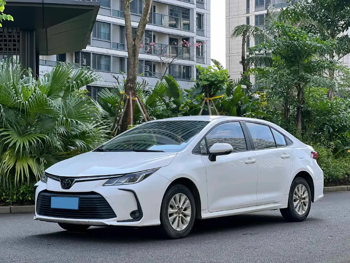 2019 Toyota Corolla 1.2T 116HP L4 CVT